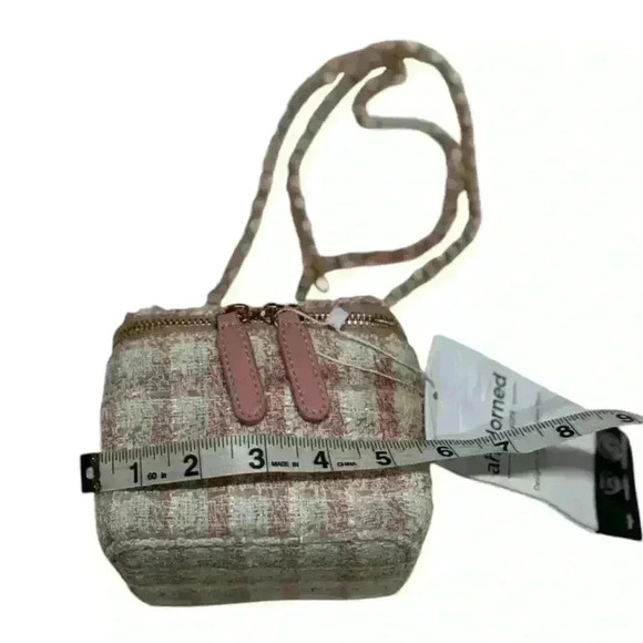 Ah-Dorned Pink Plaid Small Fragrance Bag with Crossbody Chain Zip Close - Picture 8 of 16